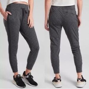 Athleta Metro Downtown Jogger Charcoal Gray size Small Petite